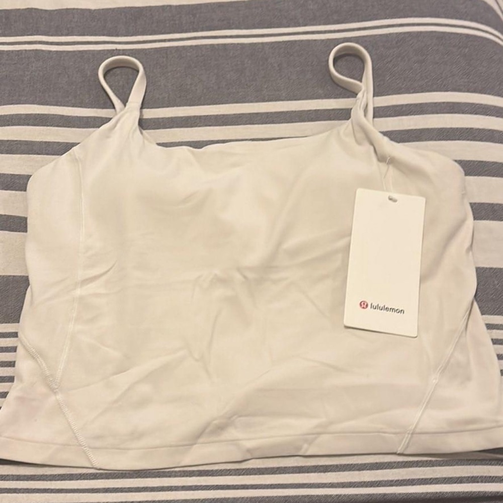 NWT Lululemon size 12